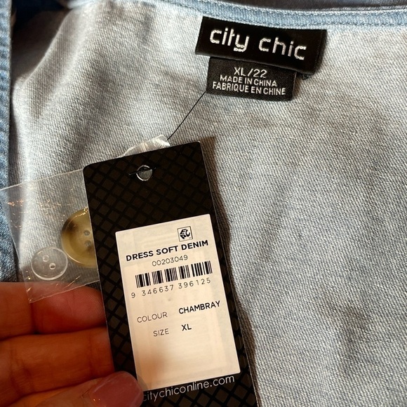 City Chic Soft Denim Dress chambray tortoiseshell buttons short sleeves Sz XL/22 - Picture 11 of 13